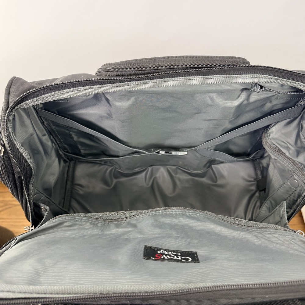 Travelpro Crew 5 Rolling Pilot Flight Bag Underseat Carry On Luggage Organizer - Picture 8 of 11
